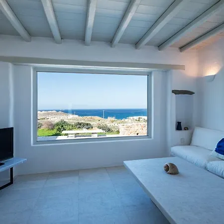 Blue Horizon * Parikia (Paros)